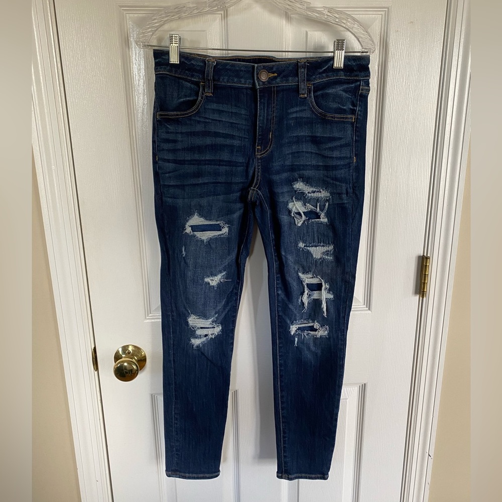 American Eagle Outfitters Distressed Blue Jeans